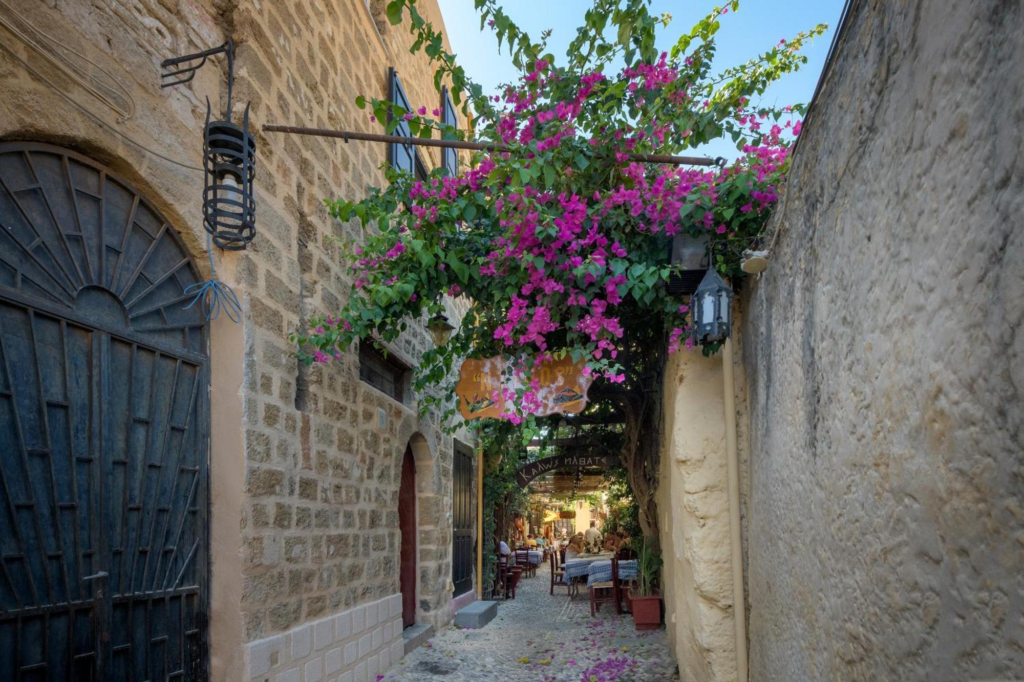 Stone Cave Suite Rhodes City Exteriér fotografie